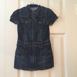 Toddler Girl’s denim dress